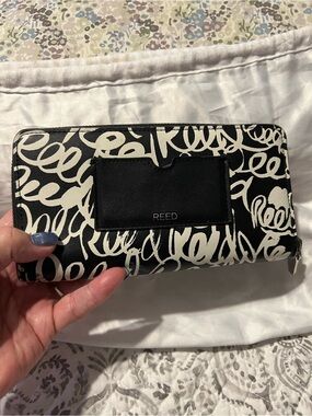 REED Black and White Script Zip Wallet
